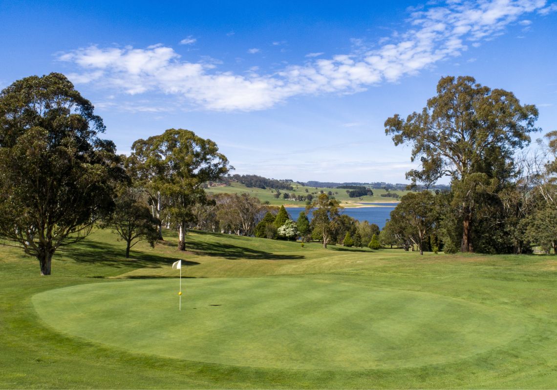 Scenic grounds of Oberon Golf Club, Oberon 