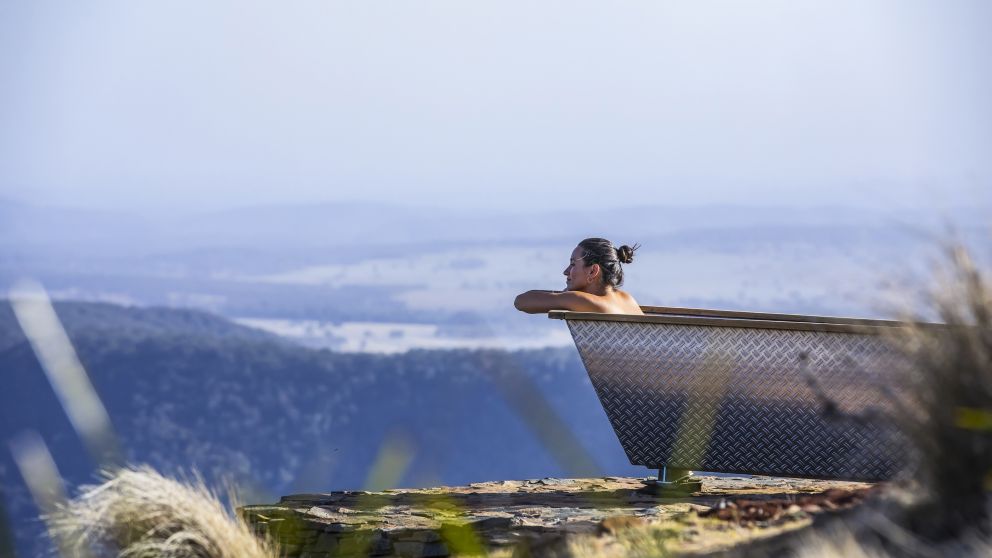 Bubbletent Australia in Captertee Valley - Blue Mountains